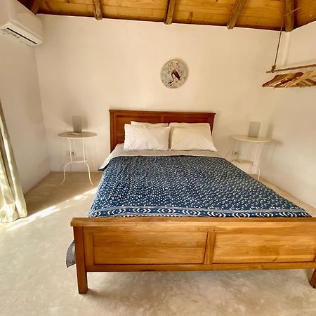 Stylish Vathy Studio With Sea View Экстерьер фото
