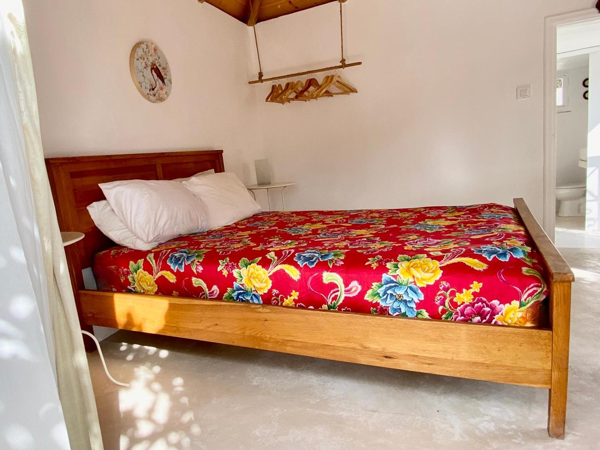 Stylish Vathy Studio With Sea View Экстерьер фото